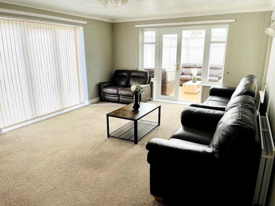 5-Bedroom Cottage In Healing, Grimsby Екстериор снимка